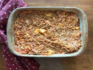 chicken-spaghetti-pie-with-velveeta-cheese.jpg
